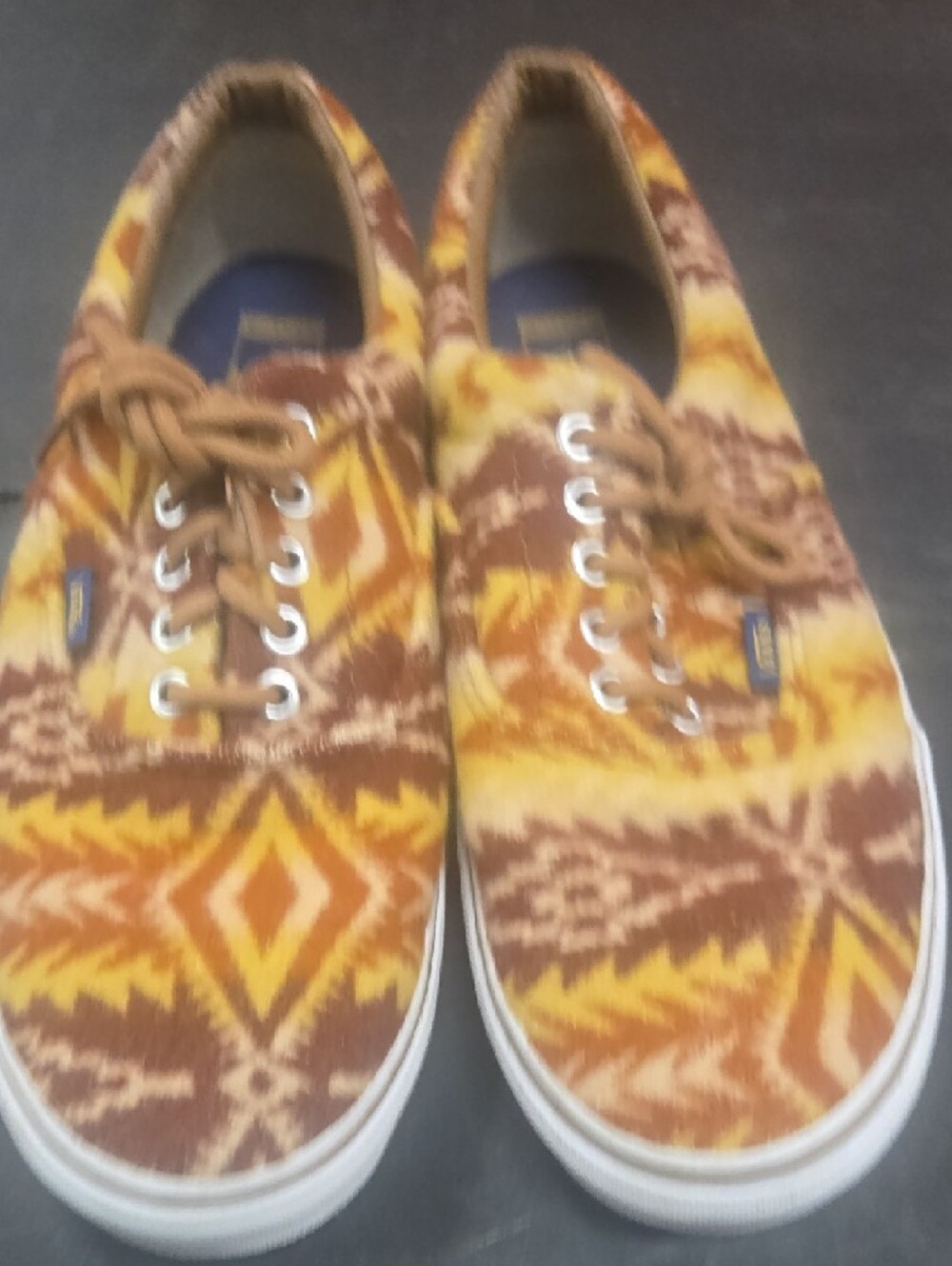 Vans Low-Top Southwestern Canvas Sneakers - Men's Size 11*** - Picture 8 of 8